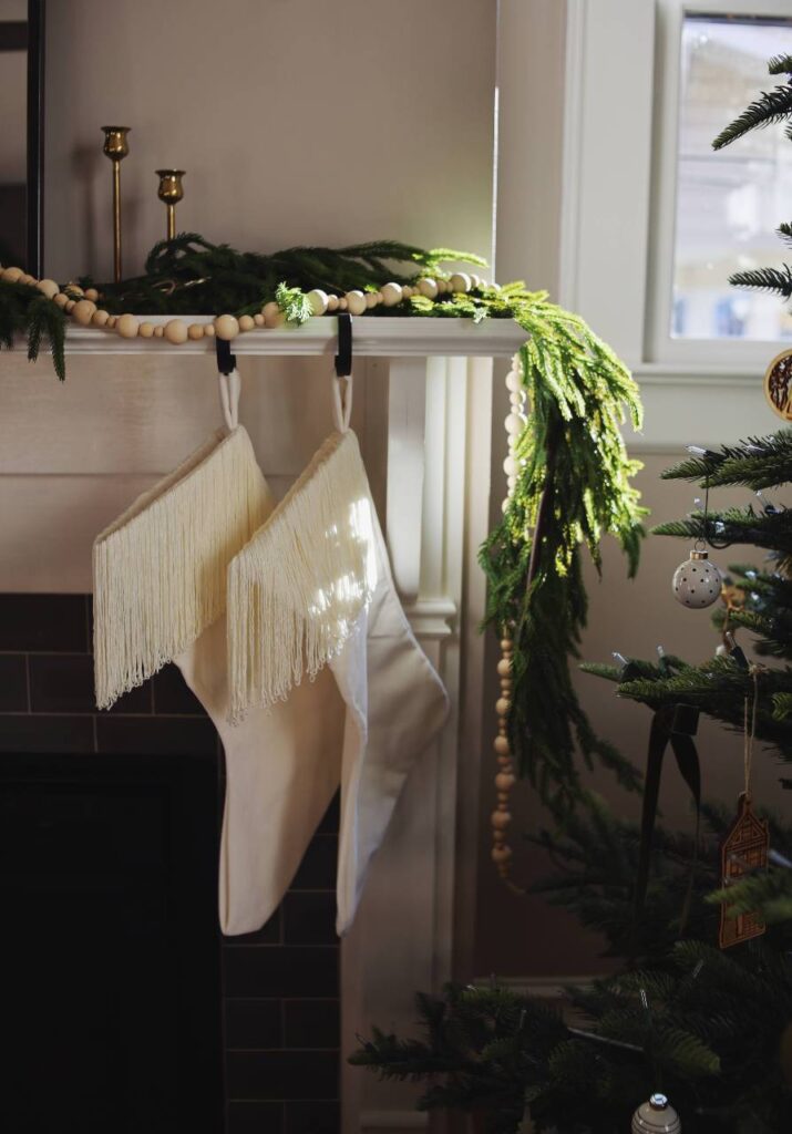 easy holiday decorating ideas, easy holiday decorating